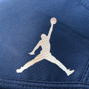 Meet your Posher, Max